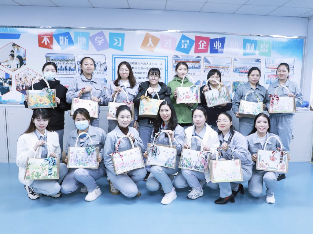 芳容杏暖,花样年华 | 光弘科技三八女神节活动精彩回顾 1 4 1024x768 - 芳容杏暖,花样年华 | 光弘科技三八女神节活动精彩回顾